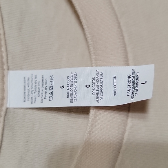 Yellowstone tshirt, lg, soft yellow/cream - Picture 2 of 4